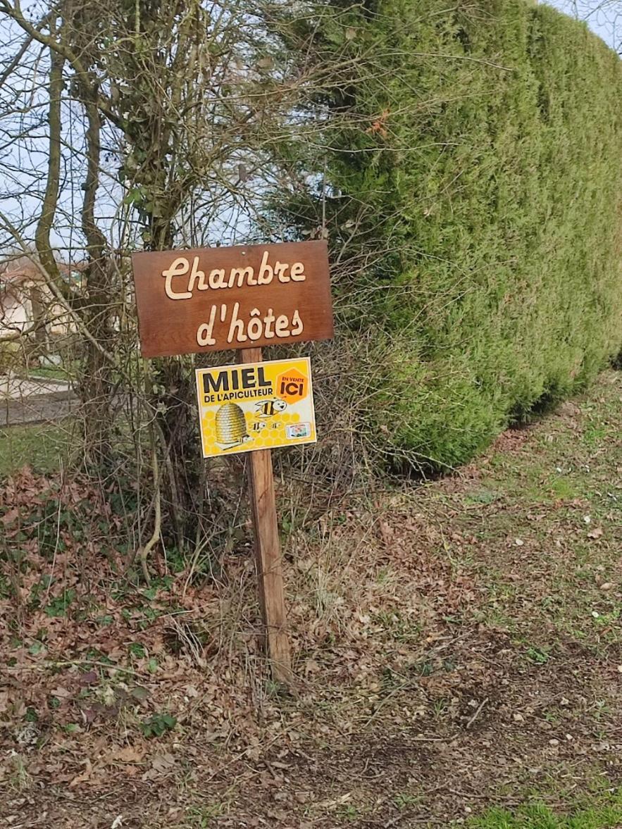 Chambre D'Hotes A La Campagne "Le Coudry" Serley Exteriér fotografie